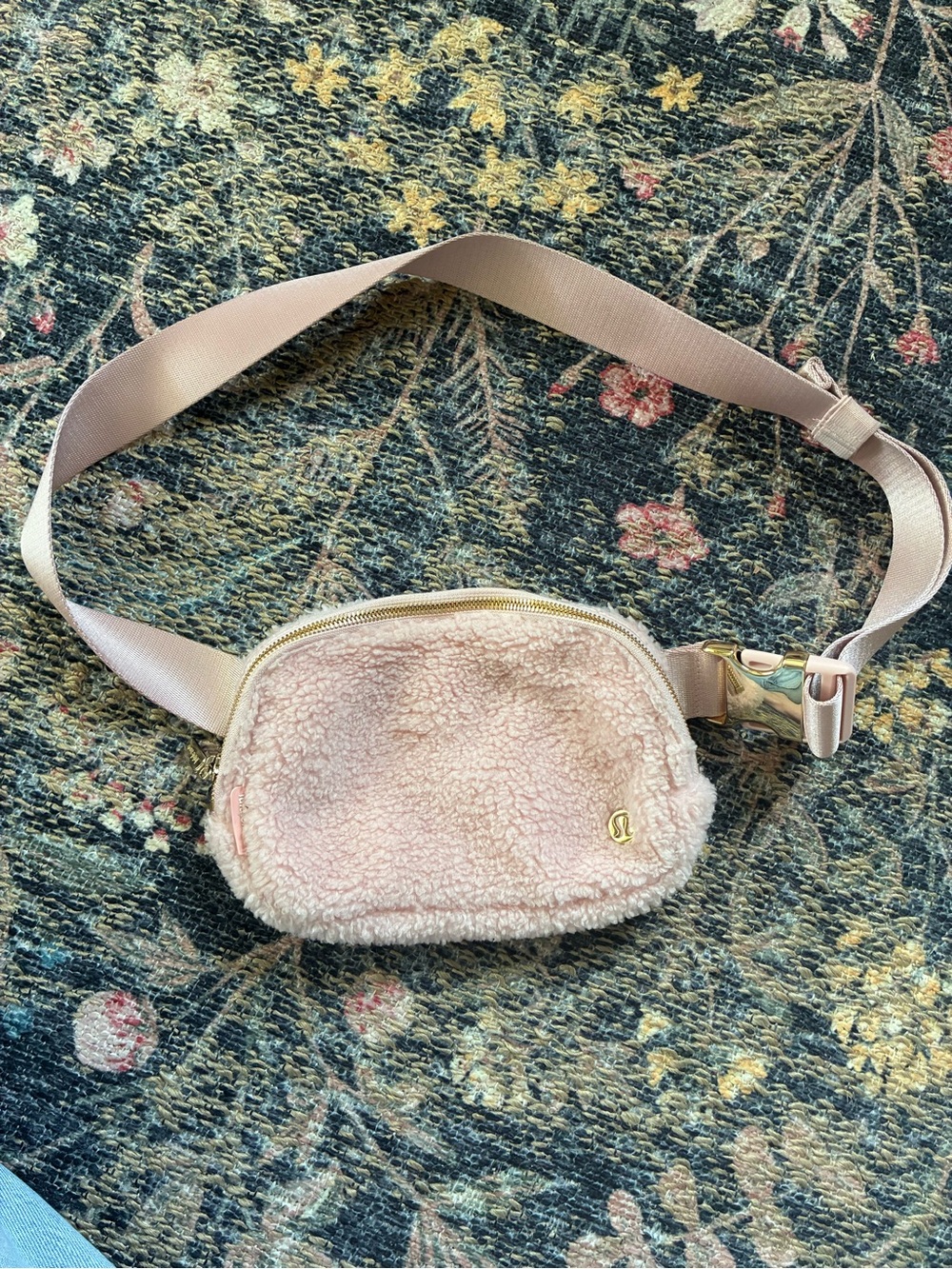 Lululemon Everywhere Pink Sherpa Belt Bag